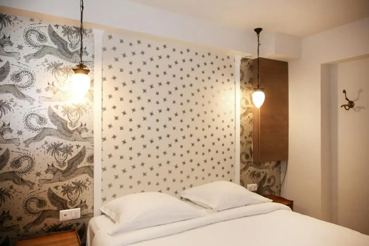 Appartement Moderne Confort Proche Montmartre - 4P Paris 0*,  France